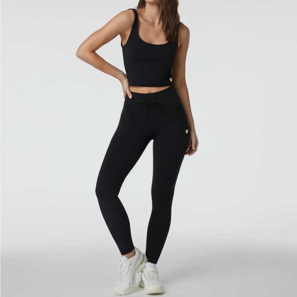 VUORI DAILY POCKET LEGGINGS WOMEN'S, Black, size L, Used condition,  2 available